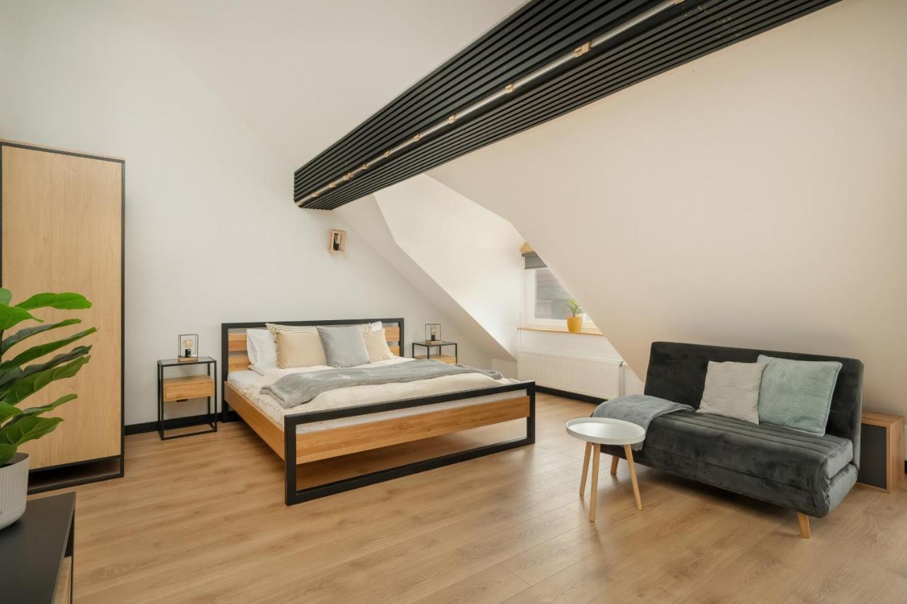 Komeda Apartment Hidden In Poznan Old Town By Noclegi Renters Buitenkant foto