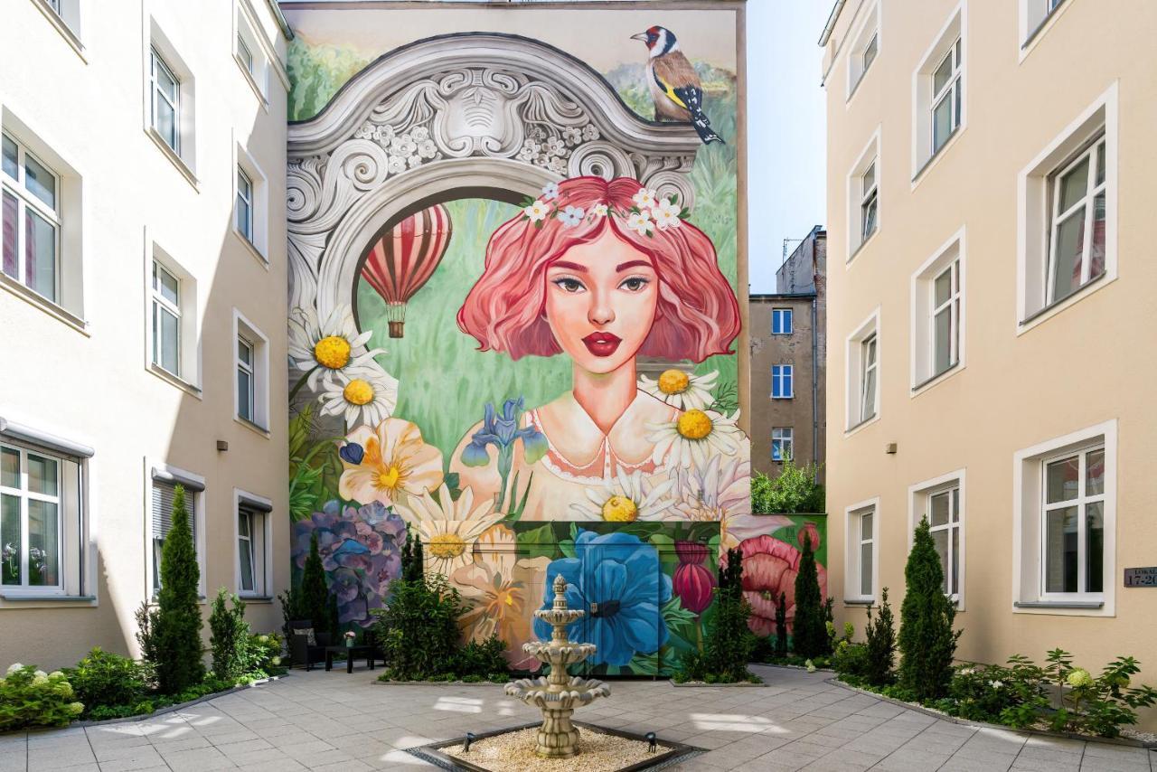 Komeda Apartment Hidden In Poznan Old Town By Noclegi Renters Buitenkant foto