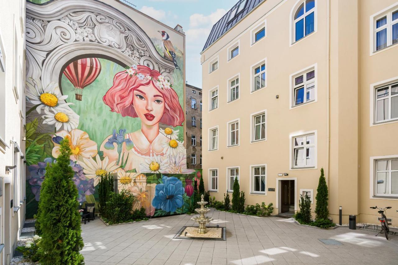 Komeda Apartment Hidden In Poznan Old Town By Noclegi Renters Buitenkant foto